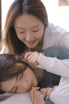 《女教师的秘密》